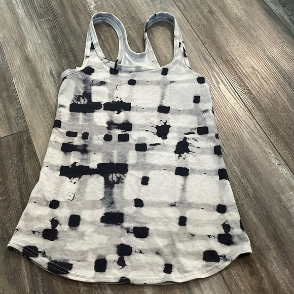 Lululemon Studio Racerback Ghost Weave White Black Size 6 - Picture 9 of 13